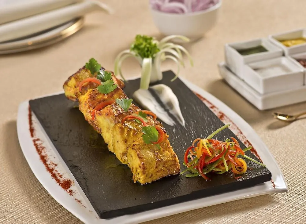 *****  Radisson Blu Hotel New Delhi Dwarka India