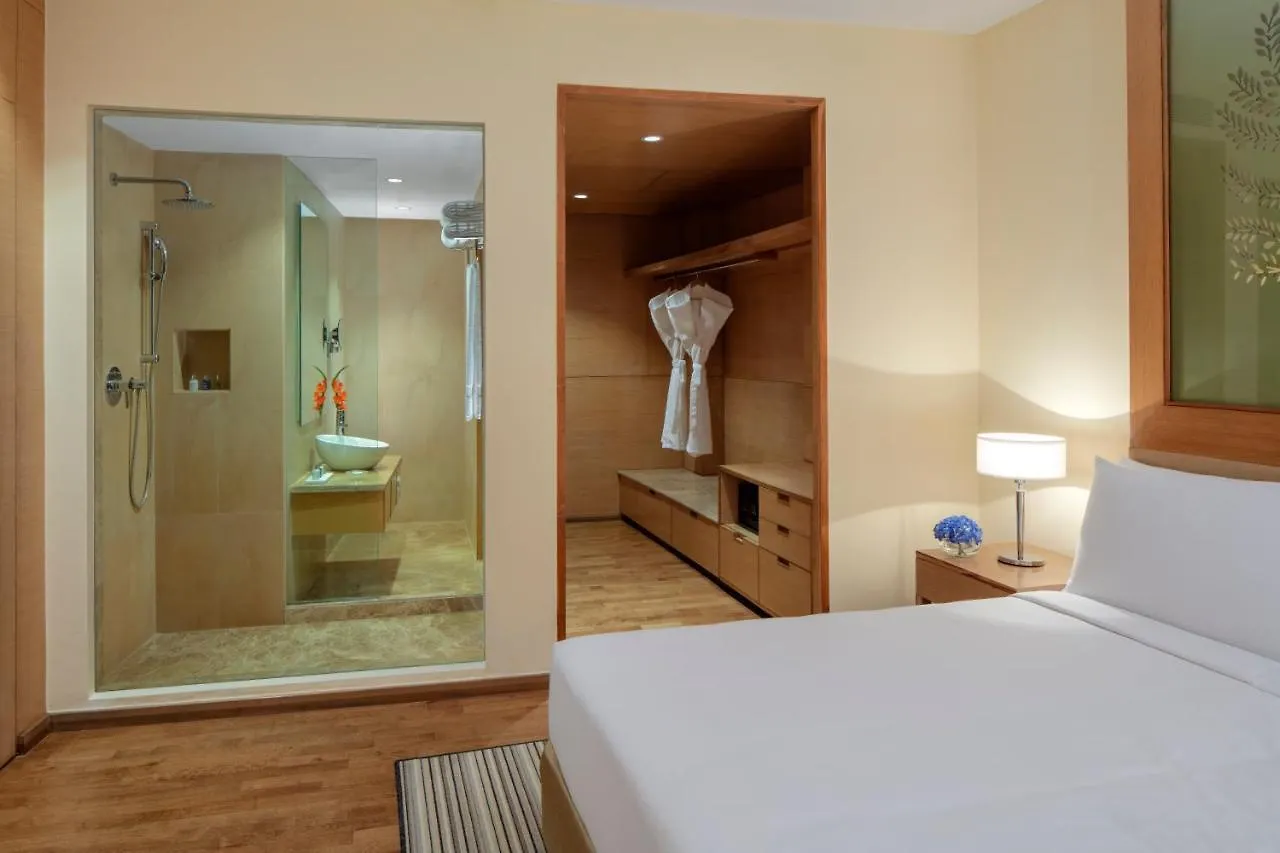 *****  Radisson Blu Hotel New Delhi Dwarka India